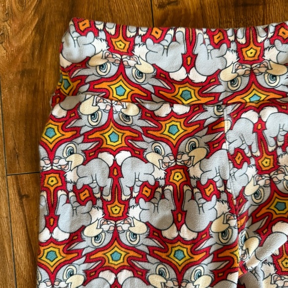 LuLaRoe Girls Leggings Bunny Rabbit Red Yellow Pattern Size Tween - Picture 2 of 7